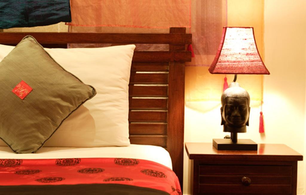 Red Hibiscus Hotel Phnom Penh Extérieur photo
